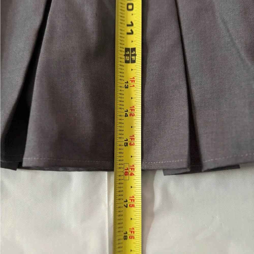 Classic Gray Pleated Skirt - Picture 9 of 13